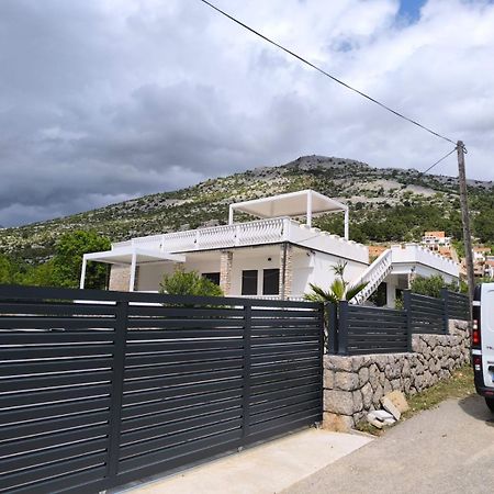 Apartman Lidija Starigrad Paklenica Εξωτερικό φωτογραφία