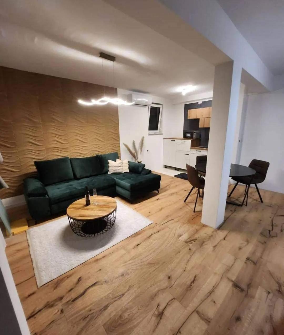 Apartman Lidija Starigrad Paklenica Εξωτερικό φωτογραφία